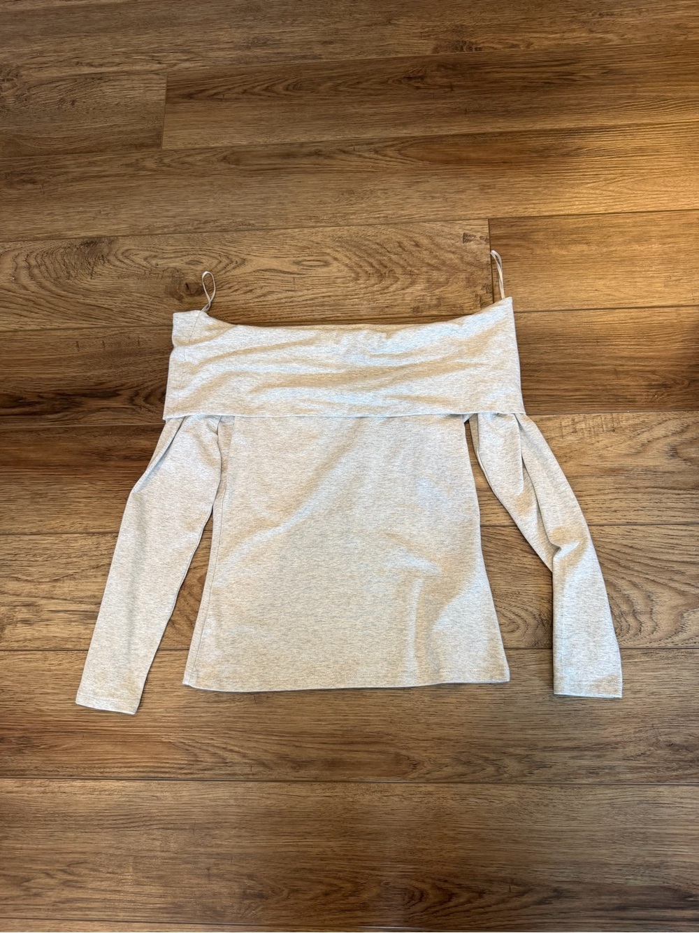 Abercrombie & Fitch Light Heather Gray Off-Shoulder Long Sleeve Top